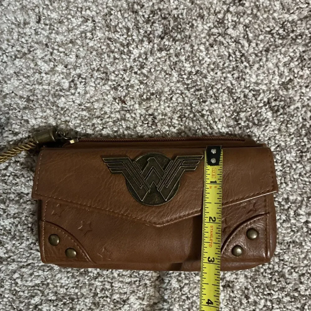 Wonder Woman Brown Zip-Around Wristlet Wallet w/ Wrist Strap, Card Slots